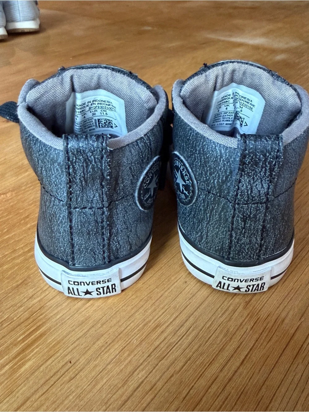 Converse All Star Kids Black High-Top Sneakers - Like New